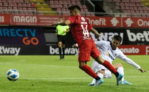 La Serena descontó con gol de Leonardo Valencia