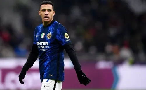 Alexis Sánchez puede colarse en la titular del Inter. (Foto: Getty Images)