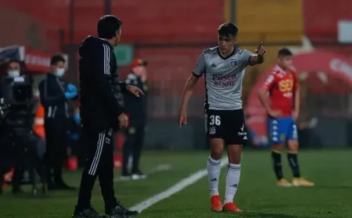 Gustavo Quinteros y el Pibe Solari fueron los principales rostros del Colo Colo que luchó por el título en 2021, y este 2022 no han tenido un buen inicio de torneo. (Foto: Agencia Uno)