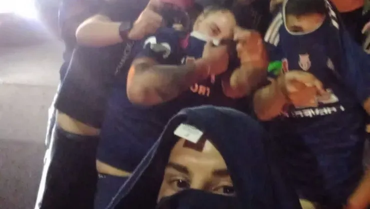 Hinchas de Universidad de Chile atacaron a parciales de Curicó en las cercanías de Rancagua el año pasado: nunca se supo más