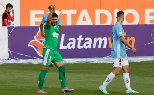 Lautaro Palacios anotó un doblete, pero no le alcanzó para ayudar a Audax. O’Higgins despertó y se llevó un empate. Foto: Agencia Uno