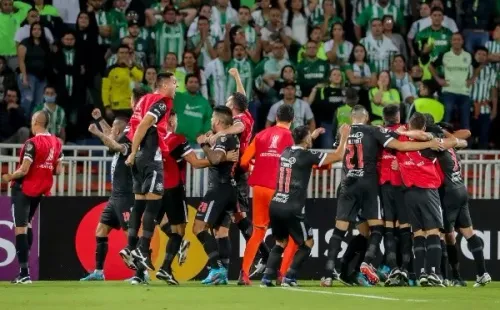 Olimpia clasificó tras empatar como visitante ante Atlético Nacional (Foto: Libertadores)