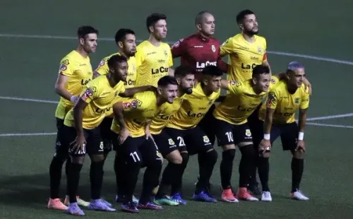 San Luis no puede salir del fondo de la Primera B: empate contra Wanderers en la cuarta fecha.