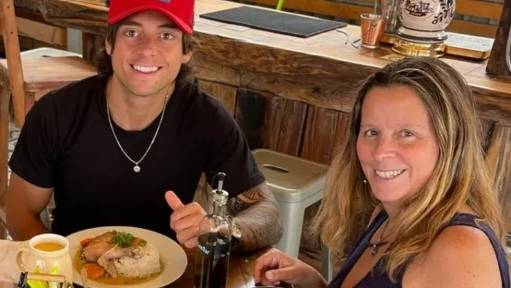 Viviana Naranjo se encuentra muy orgullosa de la carrera que está haciendo su hijo