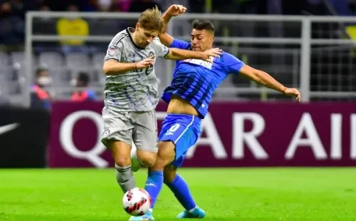 Iván Morales ingresó desde el banquillo en el triunfo del Cruz Azul ante el Montreal por la Concachampions. El chileno falló cuando tuvo su gol. Foto: JamMedia