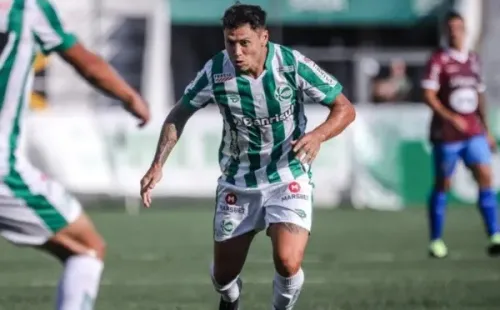 Mauro Zárate, que estuviera en la mira de Colo Colo, vive un delicado momento familiar y pidió terminar su contrato a un mes de haber llegado al Juventude. Foto: Comunicaciones Juventude