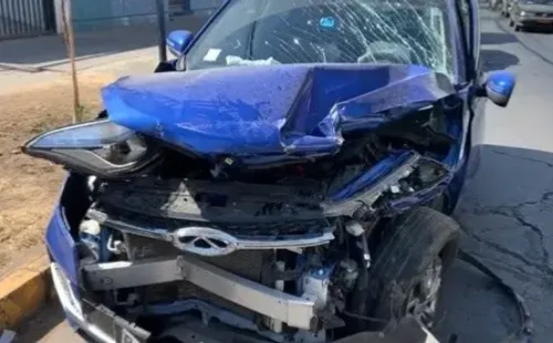 Así quedó el auto de Asad tras la colisión registrada en la madrugada de este viernes. (FOTO: ESPN)