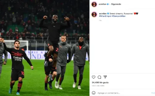Milan celebra que son los punteros del fútbol italiano, por ahora. (Foto: @acmilan)