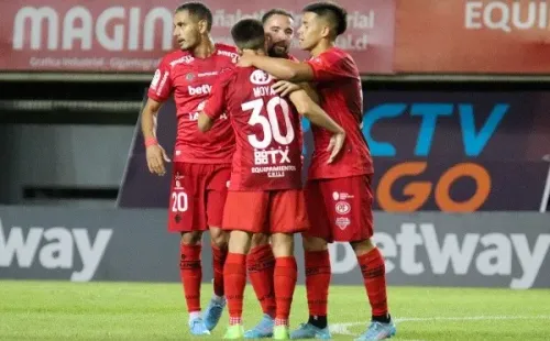 Ñublense defenderá la cima el sábado ante Coquimbo.