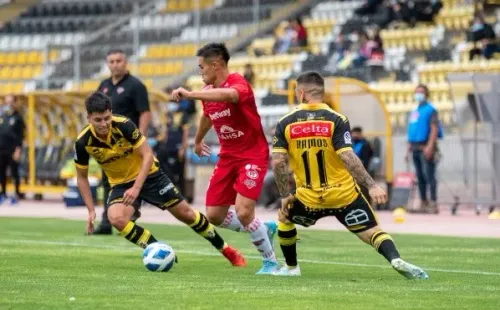 Ñublense venció a Coquimbo Unido y recuperó el liderato del fútbol chileno. Foto: Agencia Uno