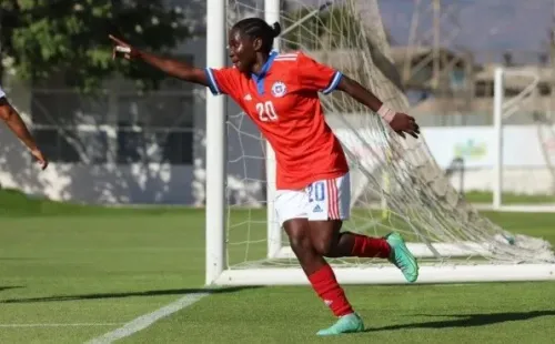 Mary Valencia podrá jugar el Sudamericano Sub 20 con la selección chilena.