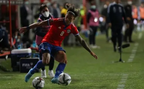 Joaquín Montecinos se ha convertido en uno de los más queridos de la Roja. (Foto: Agencia Uno)