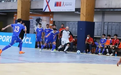 Los albos igualaron en el segundo tiempo el marcador, pero en los últimos segundos la U se quedó con el triunfo. Foto: CSD Colo Colo