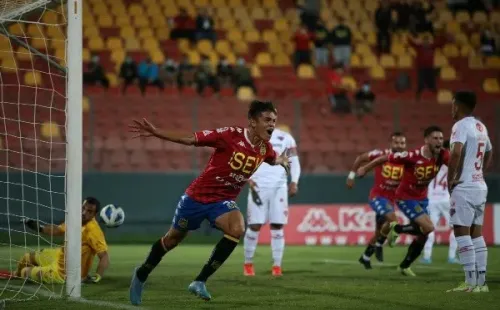 Conelli grita el gol del triunfo de Unión Española