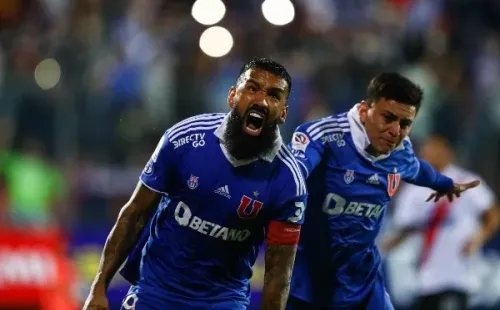 Ronnie Fernández es de los puntos altos de la U y es llamado de sorpresa a la selección chilena tras la lesión de Luis Jiménez.