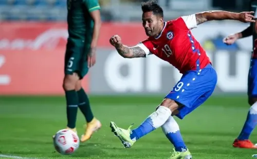 Lesión a nivel de su soleo derecho: los motivos de la baja de Luis Jiménez en la selección chilena contra Brasil y Uruguay, por el cierre de las eliminatorias a Qatar 2022.