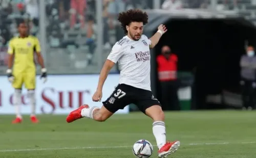 Peluca fue aplaudido por su labor en el fondo junto a Emiliano Amor.
