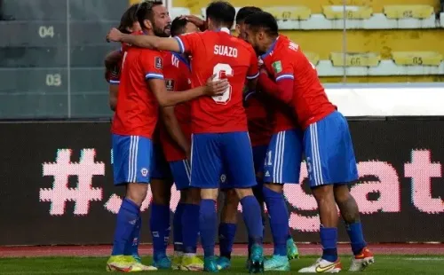 Isla, Paulo Díaz, Alexis y Montecinos pueden quedar fuera ante Uruguay.