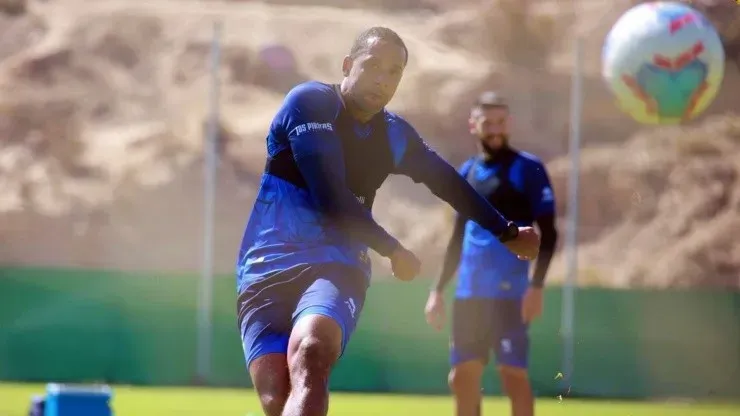 Jean Beausejour dejó la selección chilena después de iniciar las actuales eliminatorias