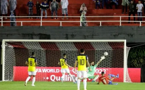 Hernán Galíndez y sale al cruce tras la clasificación de Ecuador al Mundial pese a caer contra Paraguay.
