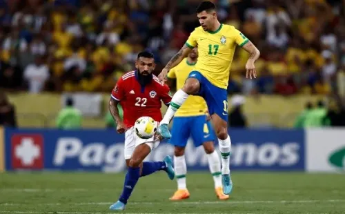 La Roja no pudo ante Brasil: la tristeza de Joaquín Montecinos y la selección chilena.