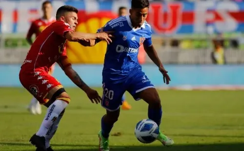 Herrera vio el partido de la U ante Unión Española en Valparaíso (Agencia Uno)