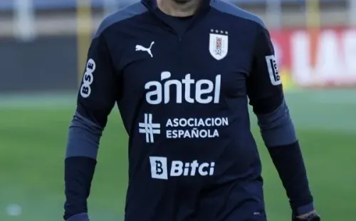 Diego Alonso llevando adelante el entrenamiento en San Carlos de Apoquindo.