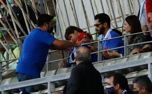 El ídolo azul estuvo en el estadio en Valparaíso.