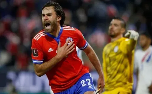 Ben Brereton Díaz se recuperó y dará todo para que Chile logre el repechaje a Qatar 2022. Foto: Agencia Uno