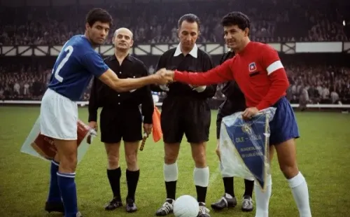 Leonel Sánchez y la Roja frente a Italia en el Mundial 1966. (Foto: Getty Images)