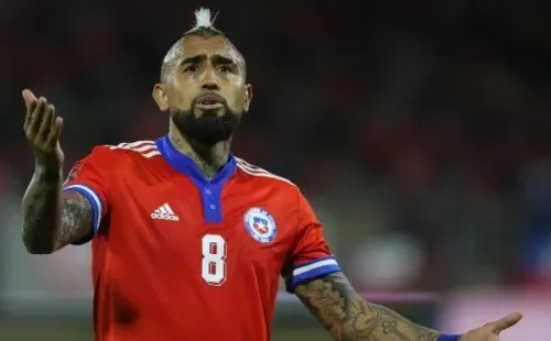 Patricio Yáñez aseguró que la Generación Dorada ya no está al nivel de antaño y pidió renovar el plantel. Eso sí, con la alerta en que los que vienen son los que miran desde la banca a los históricos. Foto: Agencia Uno