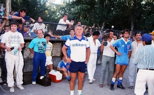 Leonel Sánchez fue despedido por todo el fútbol chileno. (Foto: @udechile)