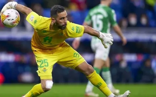 BARCELONA, SPAIN - JANUARY 21: Claudio Bravo of Real Betis with the ball during the La Liga Santander match between RCD Espanyol and Real Betis at RCDE Stadium on January 21, 2022 in Barcelona, Spain. (Photo by Pedro Salado/Quality Sport Images/Getty Images)-Not Released (NR)