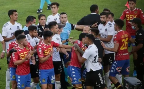 Colo Colo y Unión Española chocan tras el polémico final de partido en noviembre del año pasado. Foto: Agencia Uno