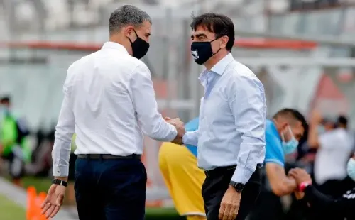 Vojvoda y Quinteros en la cancha del Monumental (Agencia Uno)