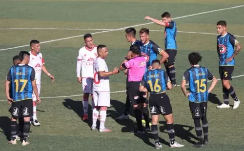 Pato Yáñez y Cristián Caamaño reaccionan furiosos con el escándalo de las presiones al árbitro Gilabert. (Foto: Agencia UNO)