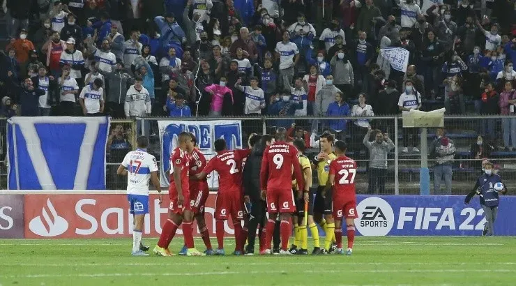 Jugadores de Sporting Cristal tras el partido