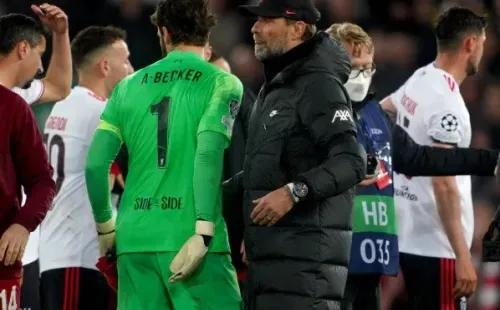 Jürgen Klopp no se hizo problemas por el empate y festejó el paso a semis del Liverpool. Foto: Getty Images