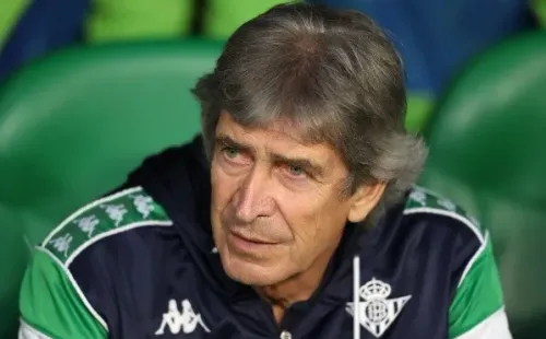 Manuel Pellegrini tiene un complicado cierre en La Liga. (Foto: Getty Images)