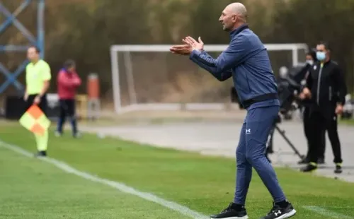 Cristian Paulucci se va de Universidad Católica a días de enfrentar a Colo Colo. Foto: Agencia Uno