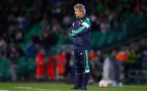 Manuel Pellegrini se encomienda a sus delanteros para lograr el título. (Foto: Getty Images)