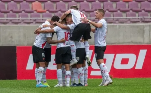Curicó sigue peleando en lo más alto del Campeonato Nacional.