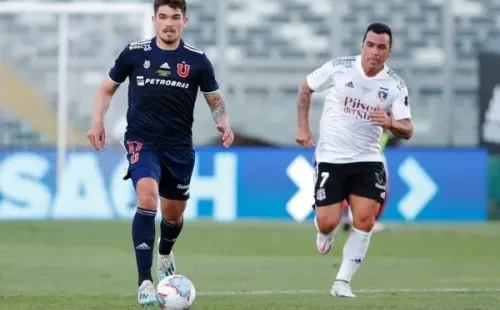 Esteban Paredes volverá al estadio Monumental. La última vez que jugó en la casa de Colo Colo fue ante la U. Foto: Agencia Uno