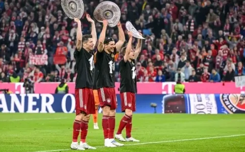 Robert Lewandowski ganó este sábado la que puede ser su última Bundesliga. Foto: Getty Images