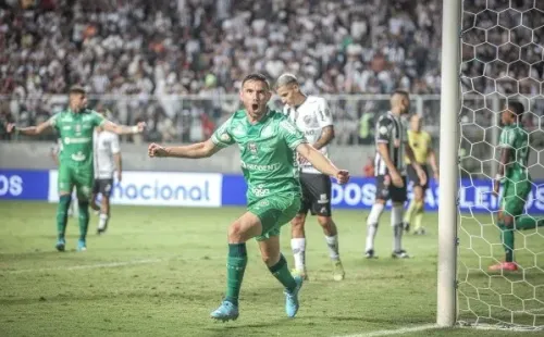 Coritiba festeja de visitante al llevarse un punto.