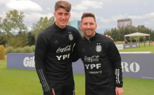 En su último paso por la Sub 20 de Argentina, Renzo Malanca tuvo la oportunidad de compartir con Lionel Messi. (Foto: @renzomalanca)