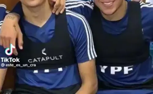 Pablo Solari en la selección Argentina juvenil junto a Enzo Fernández, hoy jugador de River