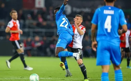 Olympique de Marsella perdió ante Feyenoord por la semifinal de ida de la Conference League.