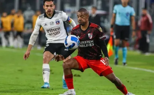 Gabriel Suazo fue visitado por el Sassuolo en el choque con River Plate y suma interesados en Europa. Foto: Agencia Uno