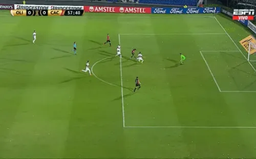 En el segundo tiempo también perjudicaron a Colón. (Foto: Captura Espn)